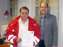 Rot-Kreuz-Ortsstellenleiter sorgt für mehr Sicherheit und Vorsorge in Frankenburg am Freitag,  5. Februar 2016