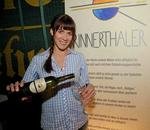 Mitmachen und gewinnen! Wein, Kulinarisches und Unterhaltung am Spitzberg am Mittwoch, 30. März 2016, Copyright siehe www.meinbezirk.at