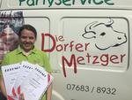 Dorfer Metzger  feiern mit Lehrling am Mittwoch, 20. April 2016, Copyright siehe www.meinbezirk.at